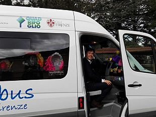 terremoto-firenze-dona-uno-scuolabus-ai-bambini-colpiti-dal-sisma