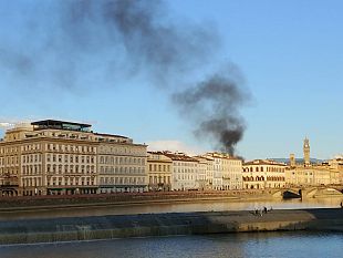 incendio-dei-motorini-chi-paga-i-danni