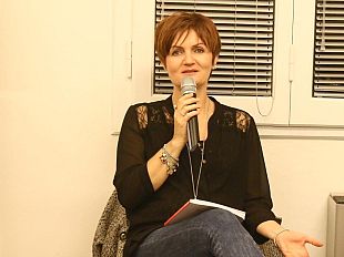 in-cucina-con-una-cuoca-pericolosa-libro-di-francesca-cavini