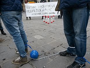 braccialetti-elettronici-a-dipendenti-denuncia-da-firenze