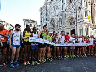 firenze-marathon-2016-partenza-e-arrivo-in-piazza-duomo