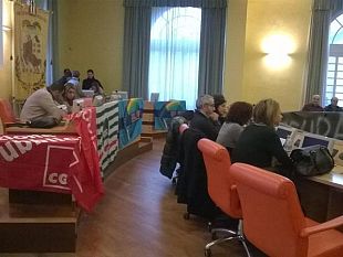 province-rossi-incontra-lavoratori-nessuno-dovra-rimanere-a-piedi