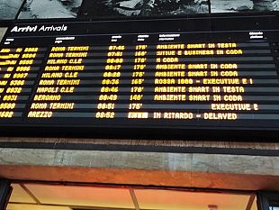 firenze-treni-in-ritardo-caos-totale-alla-stazione-di-smn