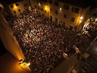 mercantia-2015-oltre-100-spettacoli-per-sera