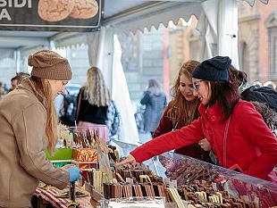 cioccolata-in-piazza-ss-annunziata-dieci-giorni-di-degustazioni