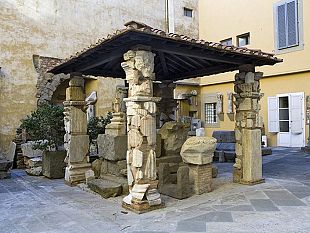 riapre-al-pubblico-dopo-50-anni-il-cortile-maggiore-dei-fiorentini-del-museo-archeologico-nazionale