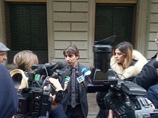 ex-teatro-comunale-il-deputato-donzelli-fdi-allattacco