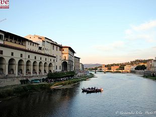 lungarno-agli-uffizi-infiltrazioni-dalla-terrazza-sull-arno