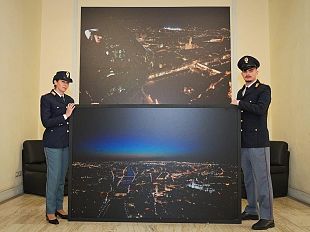 firenze-al-crepuscolo-ripresa-dallalto-con-un-gioco-di-luci-ed-ombre