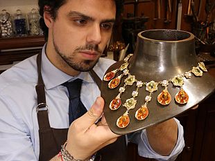 i-gioielli-della-bottega-penko-sul-palco-del-teatro-della-pergola