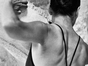 a812011411-danza-al-teatro-goldoni-e-di-scena-l-armenia