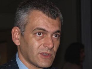 b204241548-mercafir-aumentano-gli-stipendi-degli-amministratori