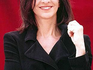 b305041720-teatro-della-pergola-l-anno-del-pensiero-magico-con-anna-bonaiuto