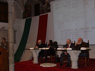 b301192215-eugenio-de-renzi-un-protagonista-della-grande-guerra-presentato-il-libro