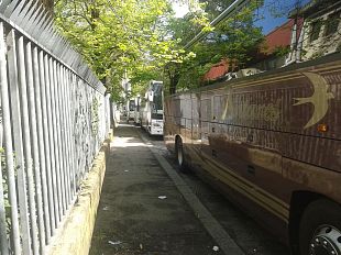 pullman-di-bambini-in-fiamme-salvi-i-piccoli