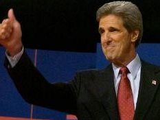 a411021358-election-day-in-florence-una-serata-per-vivere-insieme-alla-comunita-statunitense-le-elezioni-presidenziali-usa