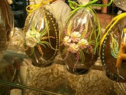 b303291539-pasqua-a-firenze-consumi-in-calo-per-colombe-e-uova-di-cioccolato