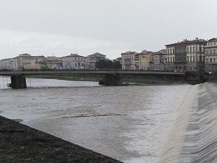 zona-ponte-vespucci-in-arrivo-tre-nuove-porte-telematiche