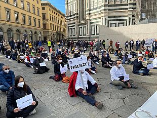 baristi-chef-pasticceri-pizzaioli-rabbia-silenziosa-in-piazza-duomo