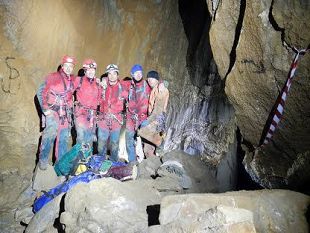 toscana-sulle-apuane-la-grotta-piu-profonda-ditalia
