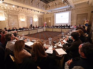 ristorazione-a-firenze-alto-gradimento-ma-trascura-i-social-e-non-accetta-moneta-elettronica