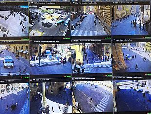 telecamere-anti-assembramenti-nelle-strade-di-firenze