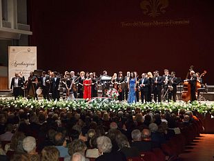 b310211940-trionfa-l-azerbaigian-a-firenze