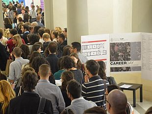 career-day-2014-oltre-1000-giovani-in-cerca-di-lavoro
