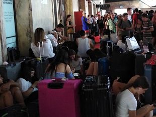 treni-verso-la-normalita-ma-oggi-ne-sono-stati-soppressi-81