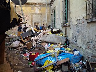 san-salvi-una-volta-manicomio-adesso-e-roba-da-matti