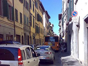 b105231610-carico-e-scarico-merci-mattei-i-cambiamenti-fanno-girare-le-scatole