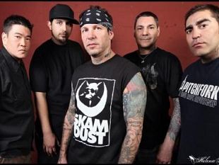 b008161437-agnostic-front-in-concerto-a-livorno