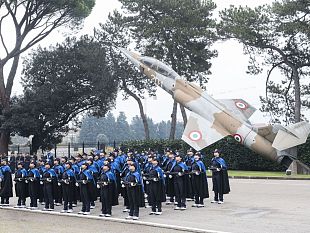 fedelta-onore-e-disciplina-il-giuramento-alla-scuola-douhet