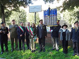 firenze-omaggia-lartiglieria-dedicata-la-piazza