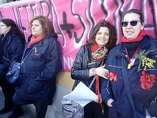 8-marzo-a-firenze-festa-della-donna-tra-sciopero-e-corteo