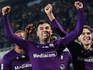 la-fiorentina-in-dieci-ferma-il-milan-e-rischia-di-vincere
