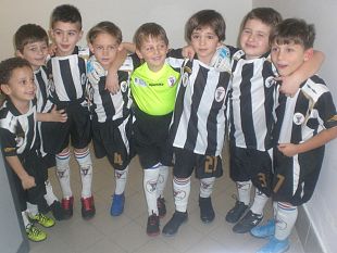 primi-calci-ad-un-pallone-i-sogni-dei-bimbi-del-marciano