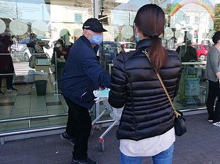 farmacie-e-supermercati-saranno-distribuite-mascherine-made-in-tuscany