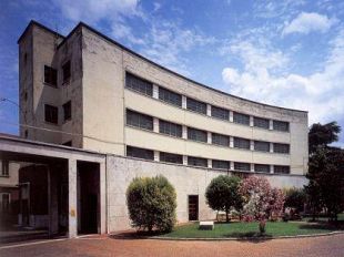 a811221444-architetture-del-900-in-toscana-al-teatro-puccini