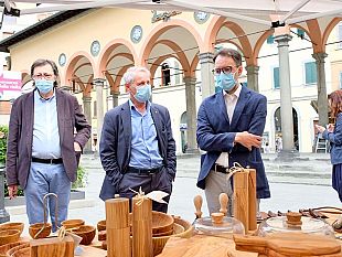 firenze-lartigianato-e-tornato-in-piazza-con-artefacendo
