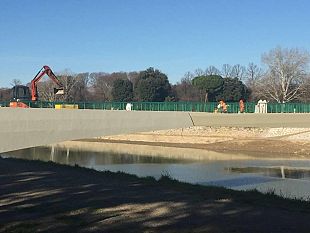 passerella-isolotto-operai-al-lavoro-sul-ponte-alle-cascine
