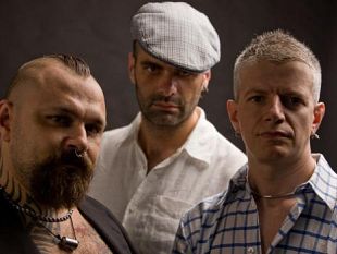 a912111819-i-99-posse-tornano-alla-flog