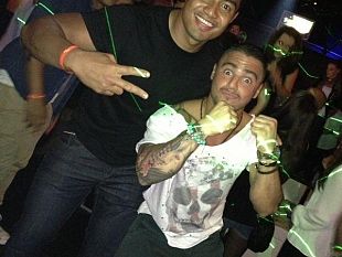 b211292056-i-rugbisti-di-italia-ed-australia-festeggiano-insieme-all-otel-di-firenze