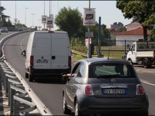 b010051454-l-autovelox-di-viale-etruria-avrebbe-fruttato-4-5-milioni-in-tre-mesi