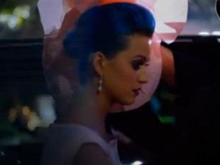 b209142011-arriva-allo-space-il-film-di-kate-parry