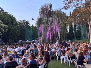 festa-destate-att-centinaia-al-parco-in-collina