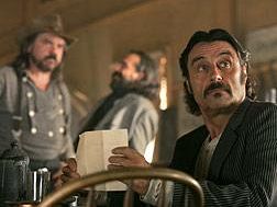 a809281624-il-caminetto-televisione