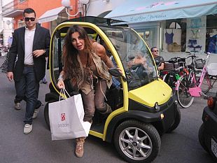 b107251958-parietti-spese-pazze-a-forte-dei-marmi