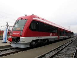 b210181506-treni-in-toscana-ma-vanno-tutti-nella-stessa-direzione