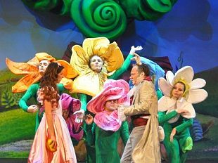 b112271814-alice-nel-paese-delle-meraviglie-il-7-e-8-gennaio-2012-al-politeama-pratese